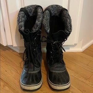 Sorel Joan or Arctic snow boots